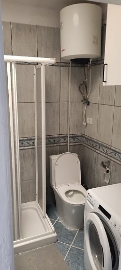 Bothroom
